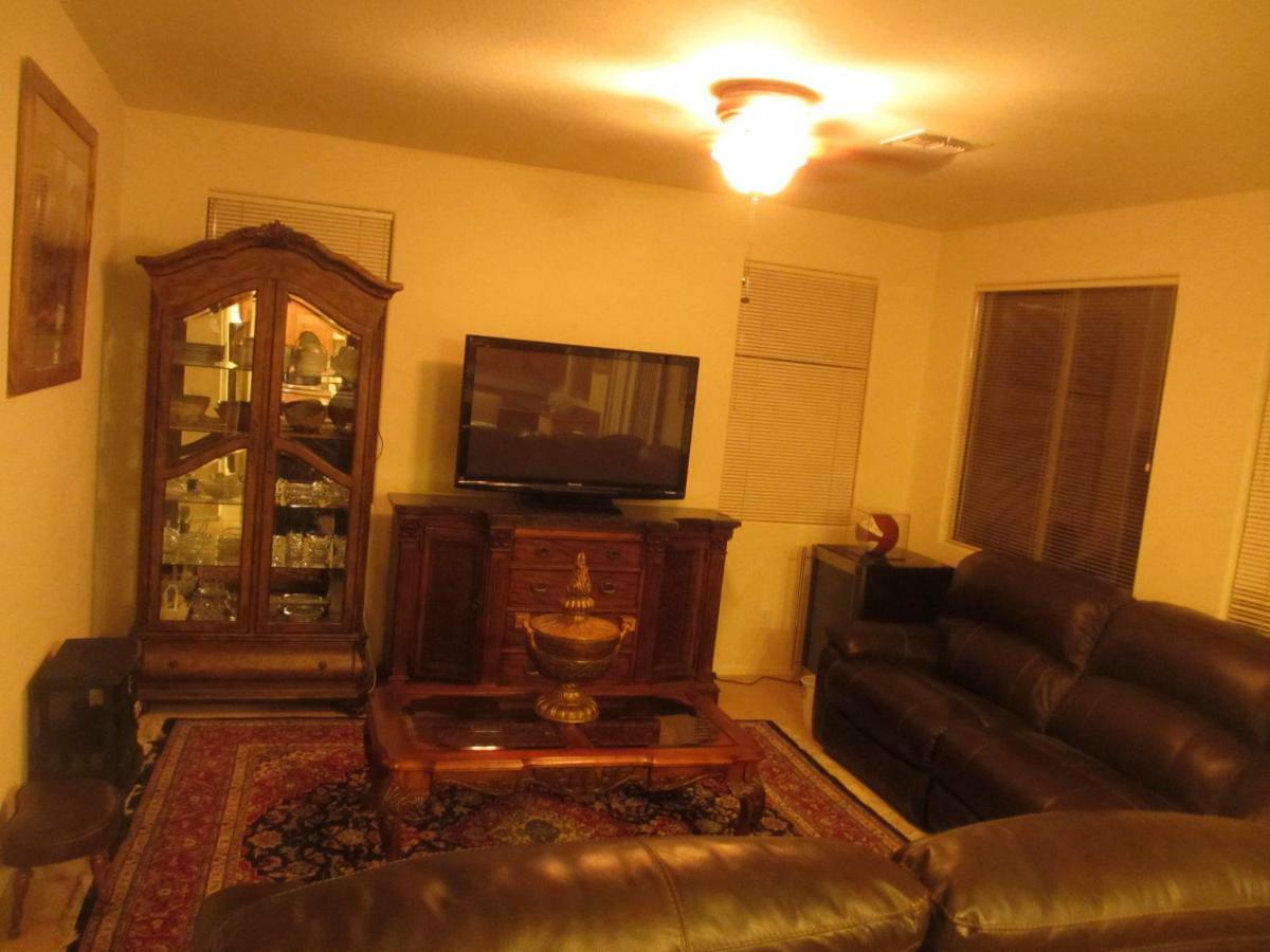 Art Gallery Vacation House Gilbert Esterno foto
